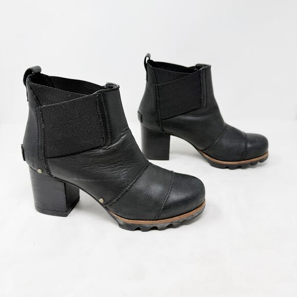 [Sorel] Black Leather Addington Pull-On Chelsea Block Heel Boots Waterproof Sz 7 - Picture 1 of 10